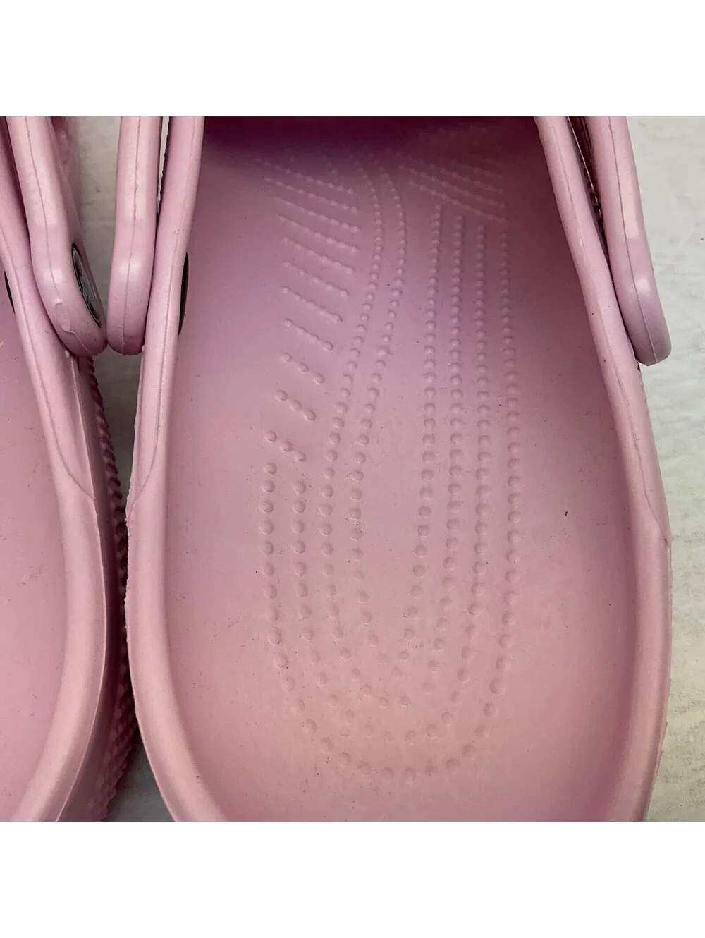Crocs Men's Slip-On Classic Clog Sandals Light Pink Size 13M